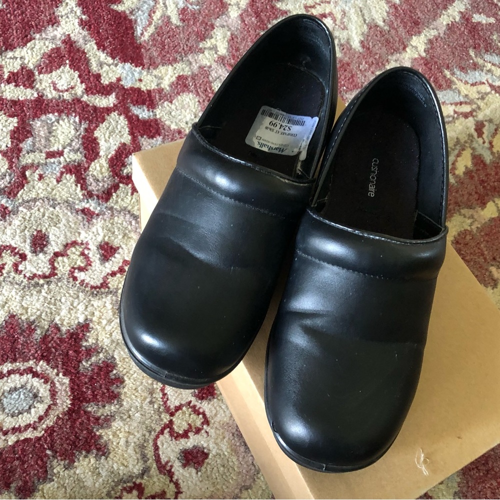 Women’s  Black Slip-On Shoes